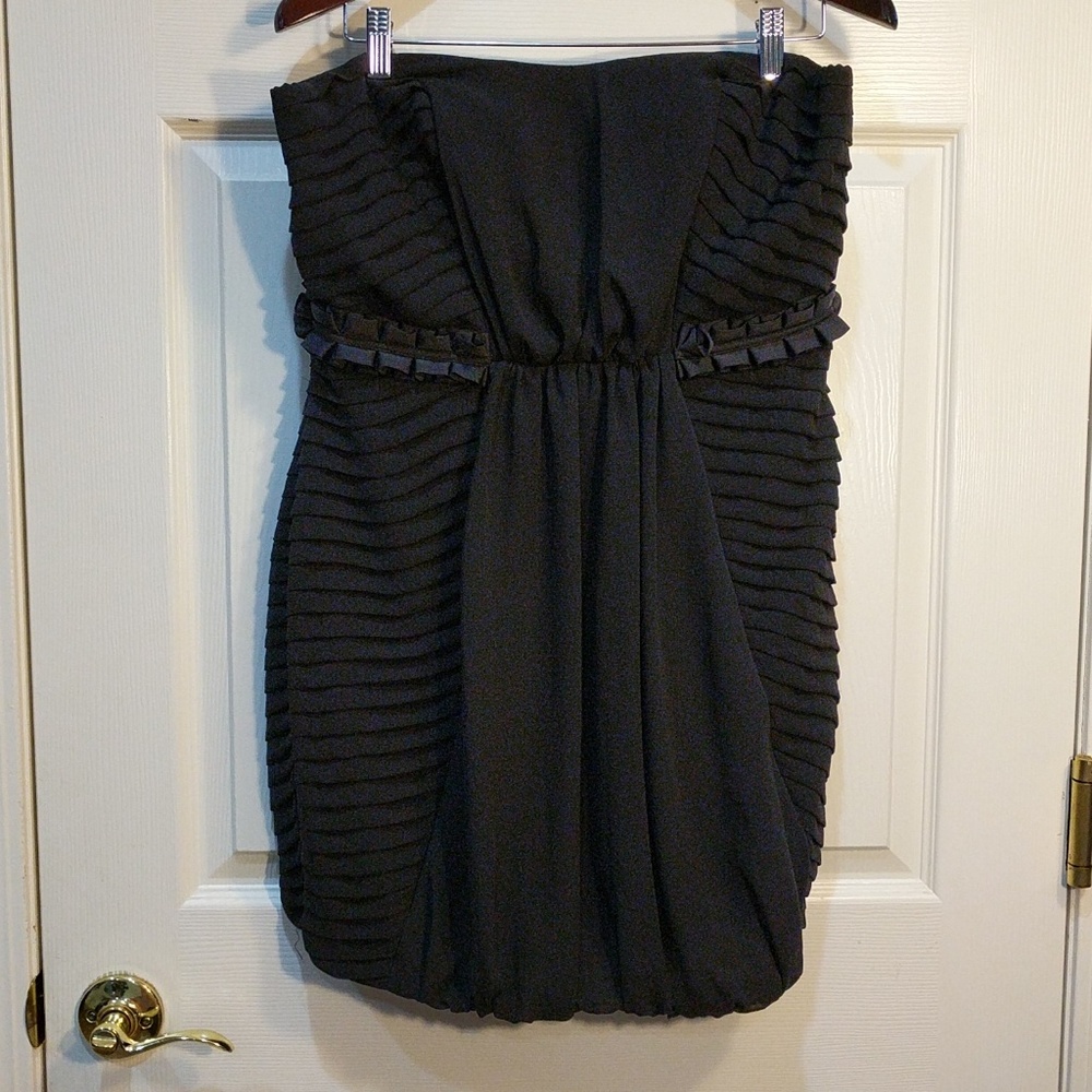 BCBGENERATION Strapless Bubble skirt dress size 10